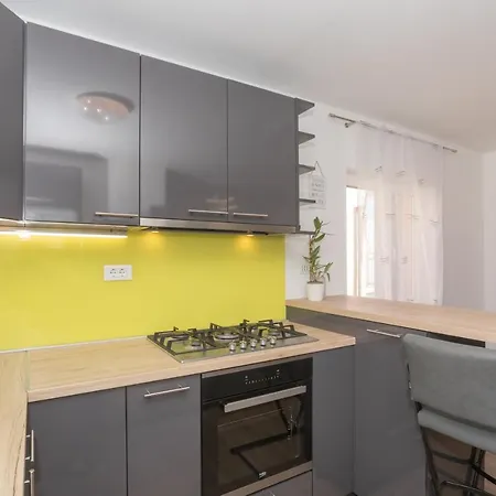 Apartment Franchese Sibenik